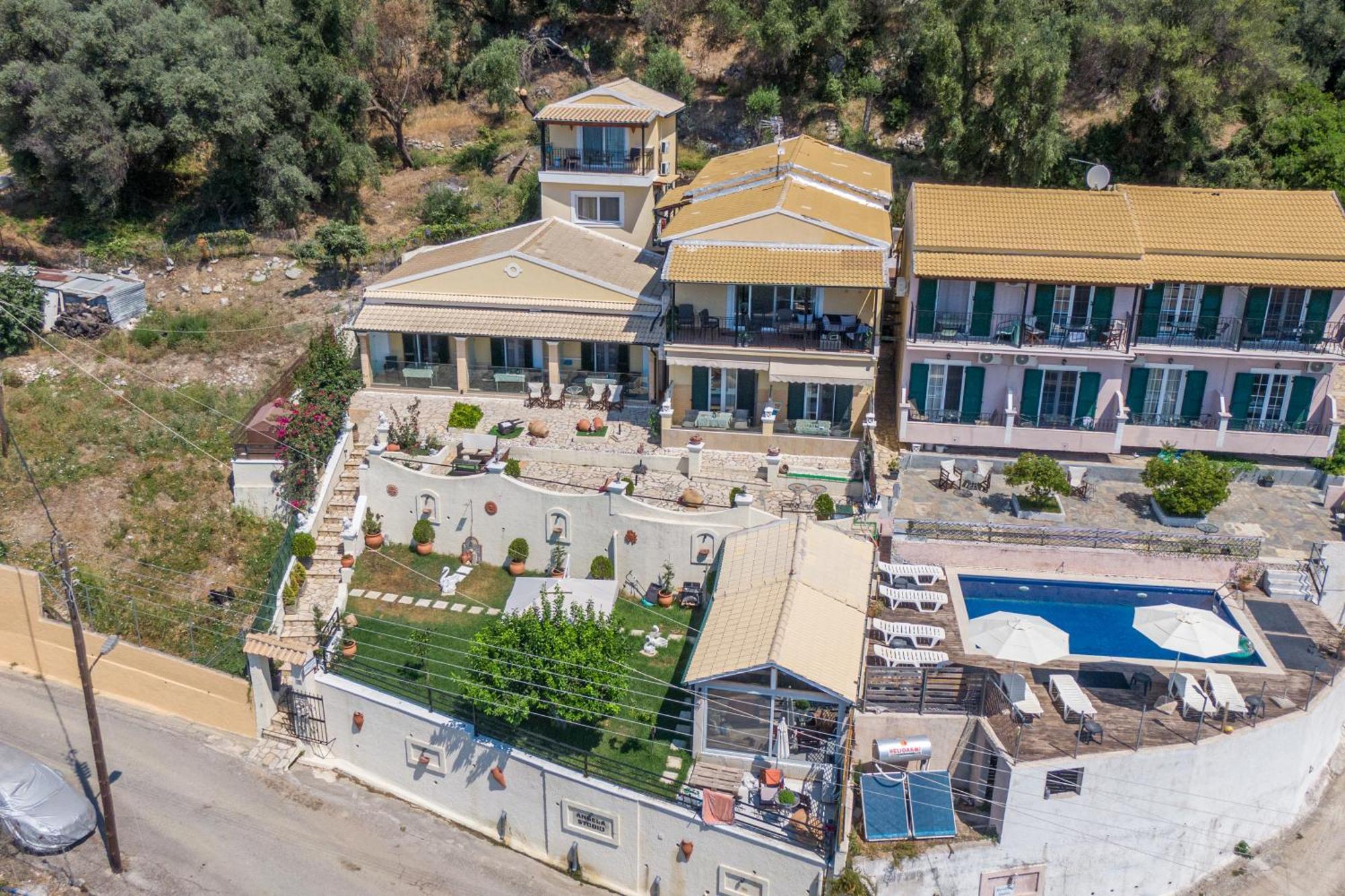 בית נופש Angela Panorama פאלאוקסטריצה